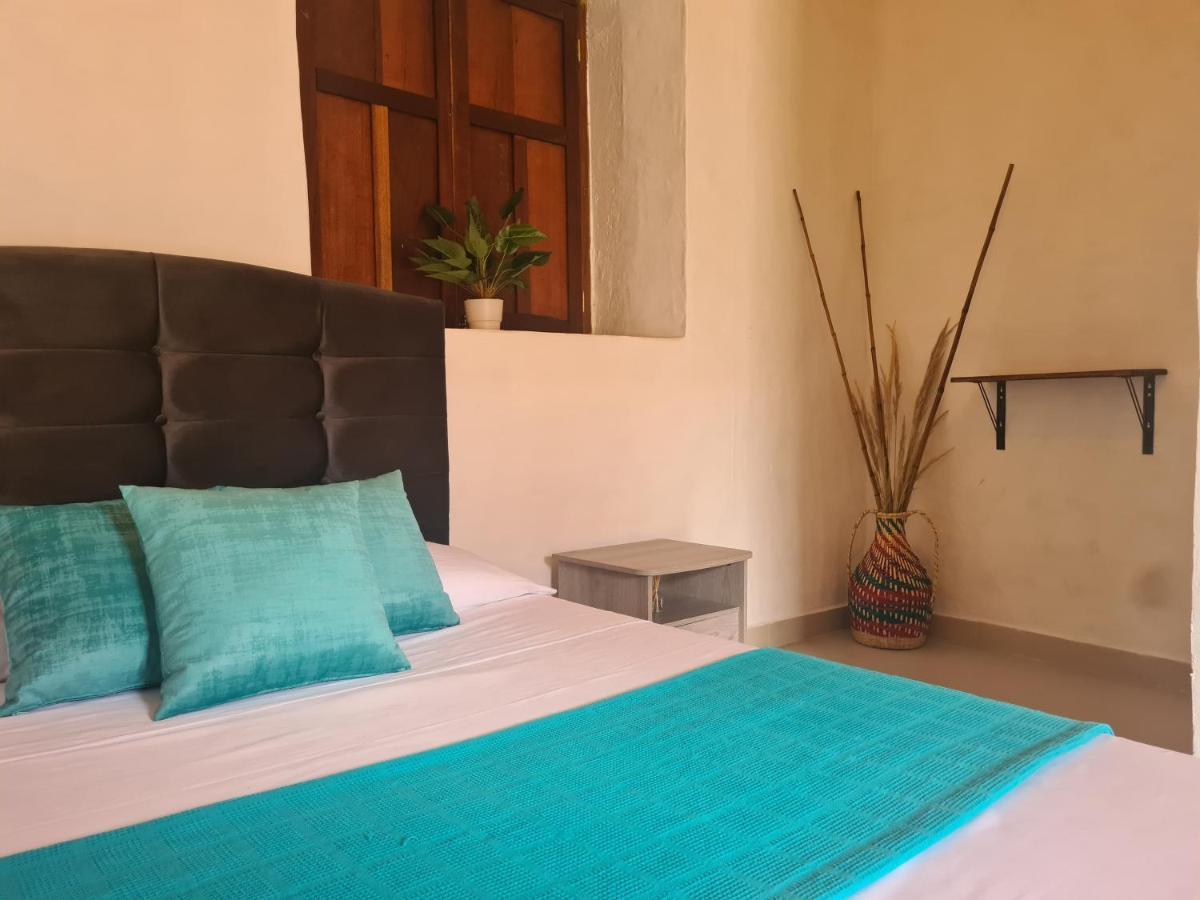 Hotel Alcazar Real Utica Ngoại thất bức ảnh