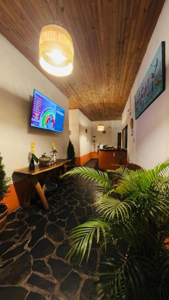 Hotel Alcazar Real Utica Ngoại thất bức ảnh